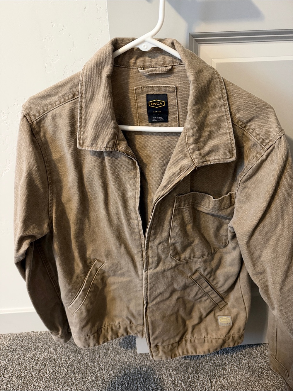 RVCA Men's Shirt Jacket in Taupe Brown